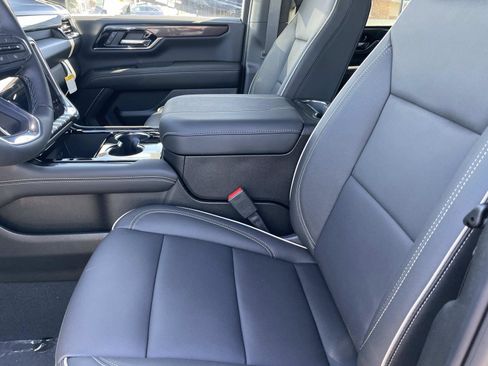 New 2026 GMC Yukon XL Elevation image 21