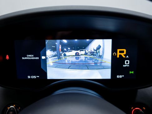 Used 2019 McLaren 600LT RWD image 65