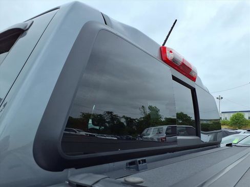 Used 2018 GMC Canyon SLT w/ Driver Alert Package image 30