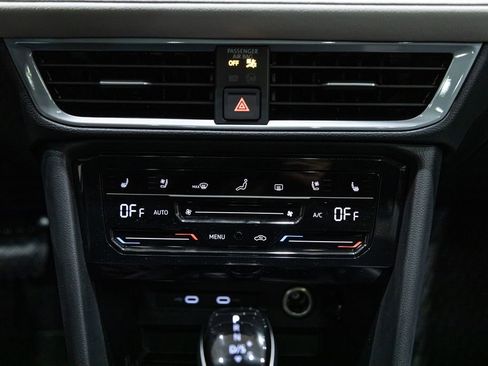 New 2026 Volkswagen Taos SEL AWD/4WD image 20