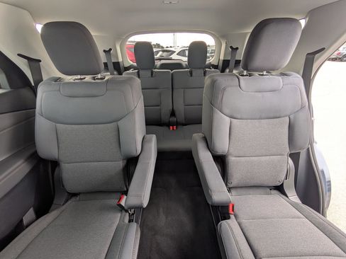 New 2026 Ford Explorer Active image 31