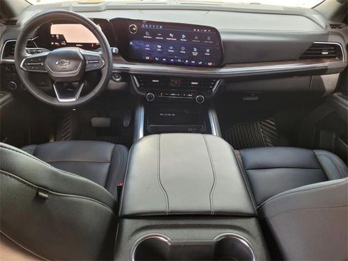 Used 2025 Chevrolet Tahoe Z71 image 20