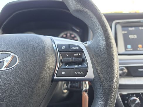 Used 2019 Hyundai Sonata SE FWD image 21