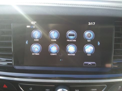 Used 2018 Buick Regal Essence w/ Driver Confidence Package #1 image 20