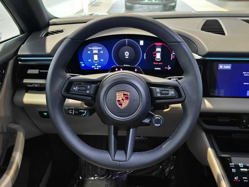 New 2026 Porsche Macan 4 Electric image 21