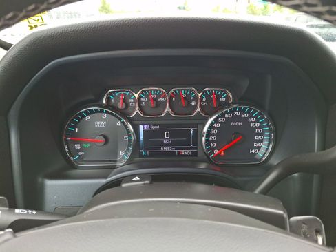 Used 2017 Chevrolet Silverado 1500 LT w/ LT Eassist Package AWD/4WD image 15