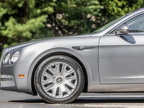 Used 2014 Bentley Flying Spur W12 AWD/4WD image 2