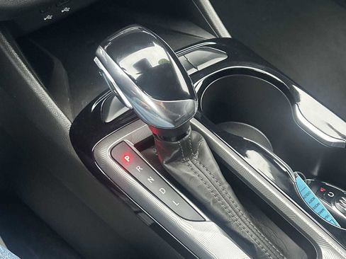 Used 2024 Buick Envista Sport Touring w/ Convenience I Package image 14