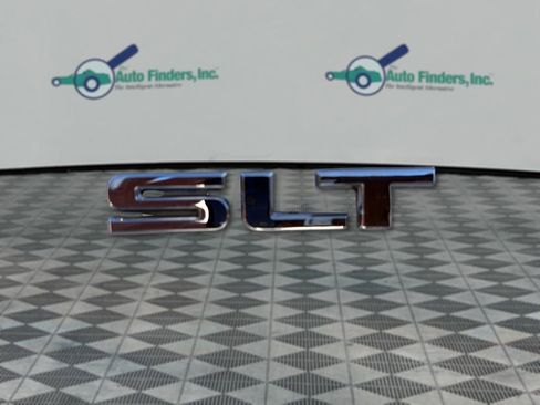 Used 2017 GMC Terrain SLT w/ Open Road Package image 31