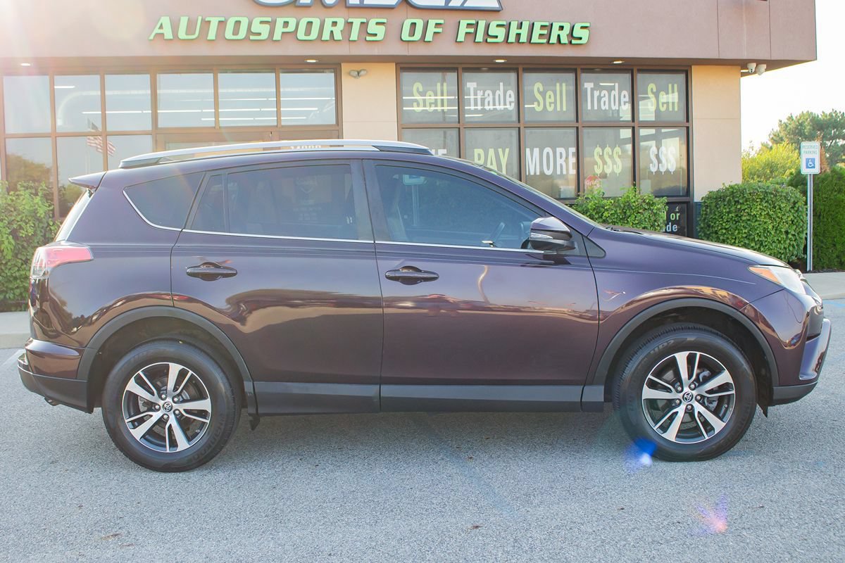 Used 2017 Toyota RAV4 XLE FWD image 10