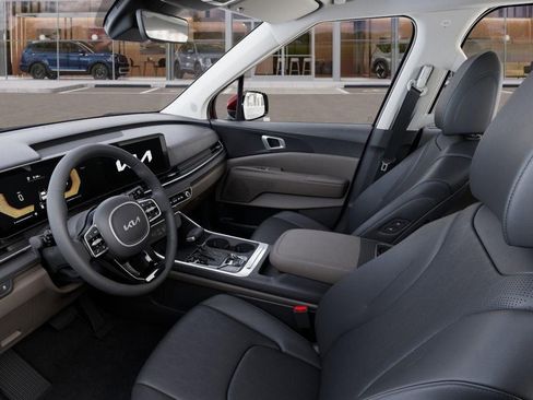 New 2026 Kia Carnival EX FWD image 17