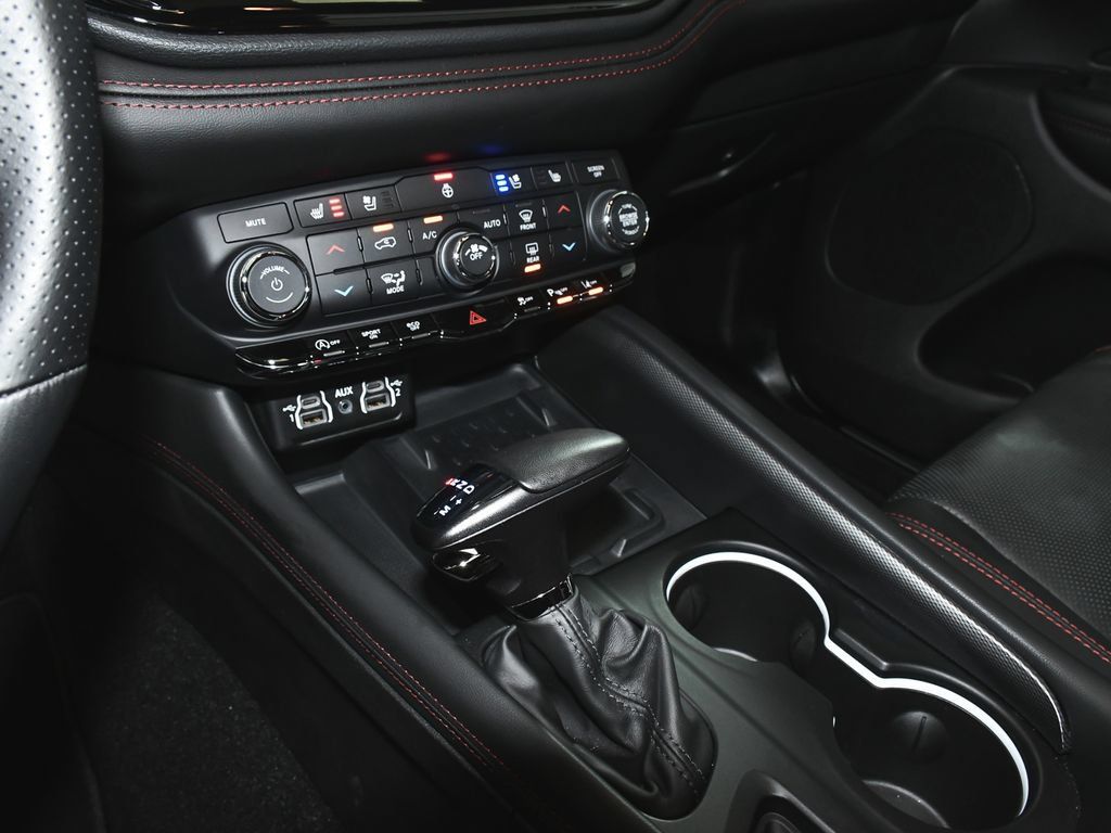 Used 2026 Dodge Durango GT AWD/4WD image 34