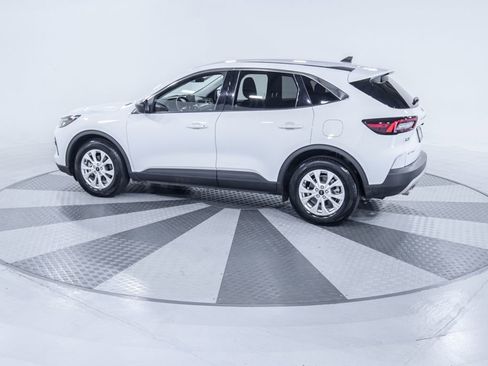 Used 2024 Ford Escape Active image 5