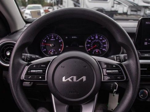 Used 2023 Kia Forte LXS FWD image 13