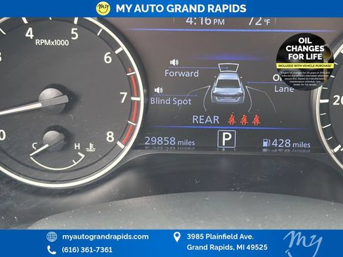 Used 2025 Nissan Altima 2.5 SV FWD image 18