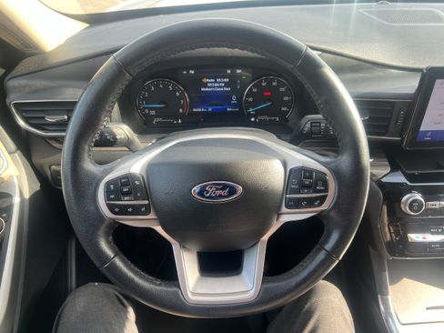 Used 2022 Ford Explorer Limited RWD image 23