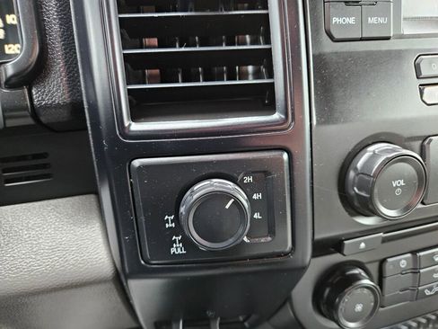 Used 2015 Ford F150 XL w/ Equipment Group 101A Mid AWD/4WD image 25