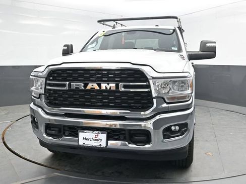 Used 2023 RAM 2500 Big Horn w/ Level 1 Equipment Group AWD/4WD image 2