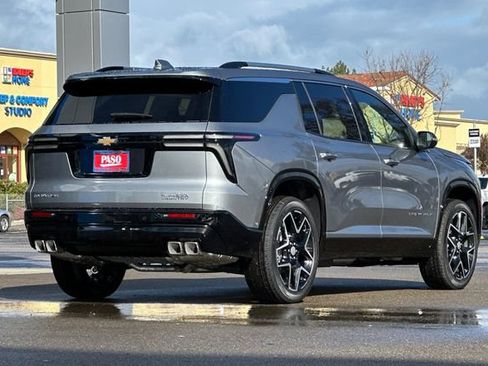 New 2026 Chevrolet Traverse High Country FWD image 6