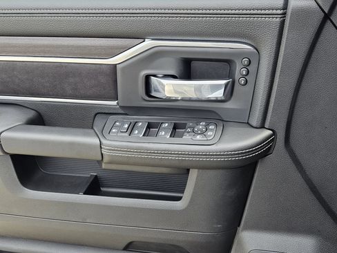 New 2026 RAM 3500 Laramie AWD/4WD image 24