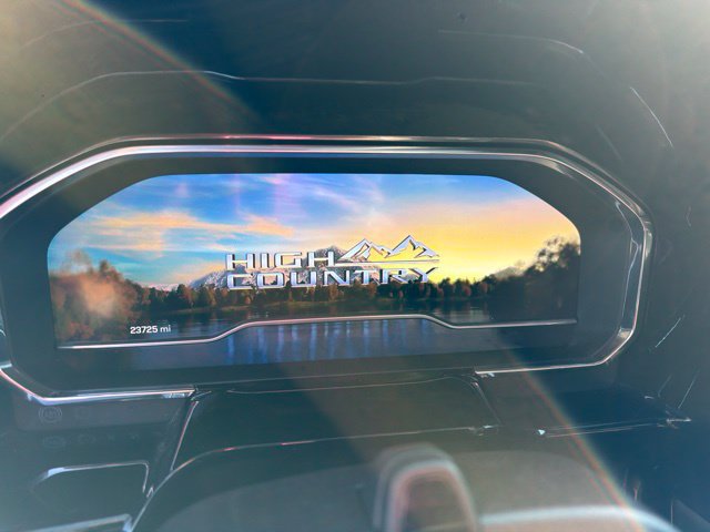 Used 2024 Chevrolet Silverado 1500 High Country AWD/4WD image 16