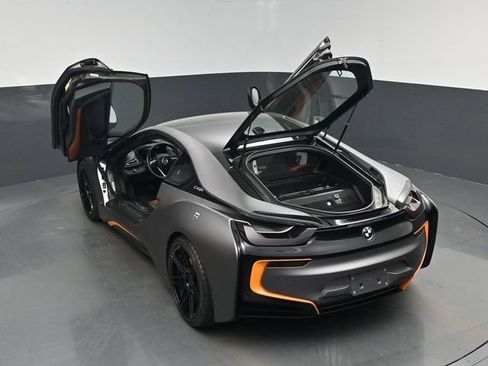 Used 2019 BMW i8 Coupe AWD/4WD image 30