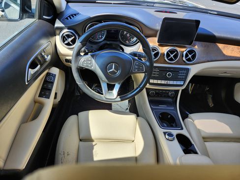 Used 2019 Mercedes-Benz GLA 250 4MATIC image 20