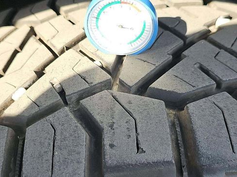 Used 2022 GMC Sierra 1500 AT4 w/ AT4 Premium Package image 19