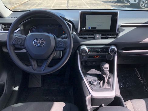 Used 2024 Toyota RAV4 XLE image 16