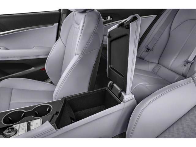 Certified 2025 Genesis G70 2.5T AWD/4WD image 17