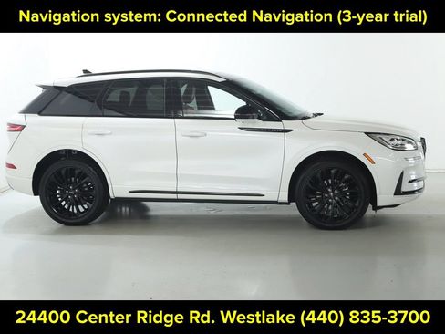 Certified 2024 Lincoln Corsair Reserve w/ Equipment Group 201A AWD/4WD image 11
