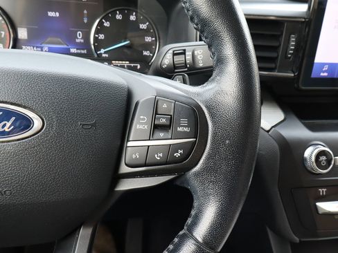 Used 2020 Ford Explorer XLT w/ Equipment Group 202A image 31