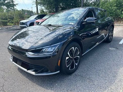 Used 2023 Kia EV6 Wind w/ Wind Technology Package RWD image 6