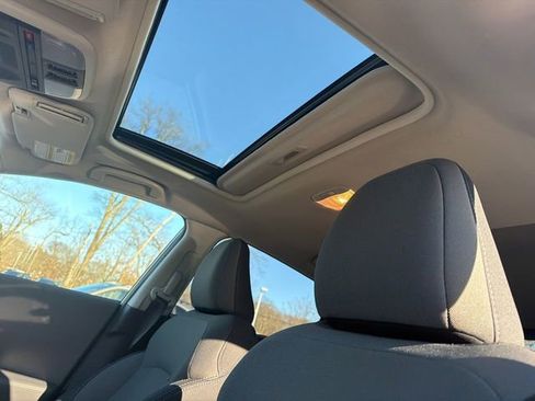 Certified 2025 Subaru Crosstrek 2.0i Premium image 40