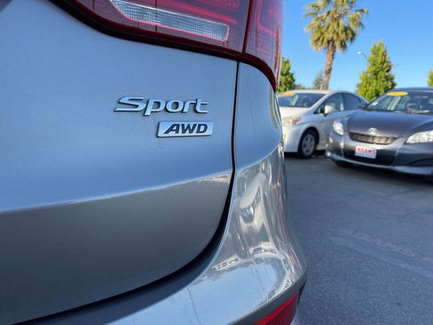 Used 2017 Hyundai Santa Fe Sport image 22