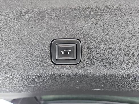 Used 2021 Cadillac Escalade Sport Platinum image 27