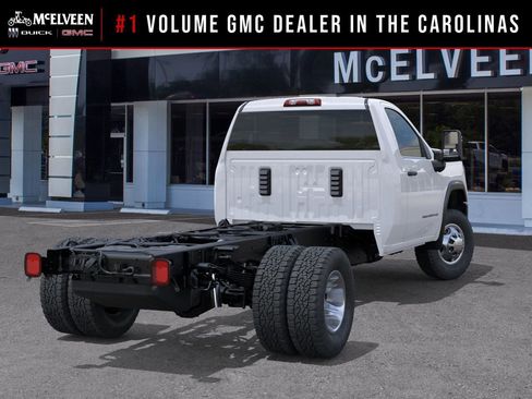 New 2026 GMC Sierra 3500 Pro w/ Convenience Package AWD/4WD image 4