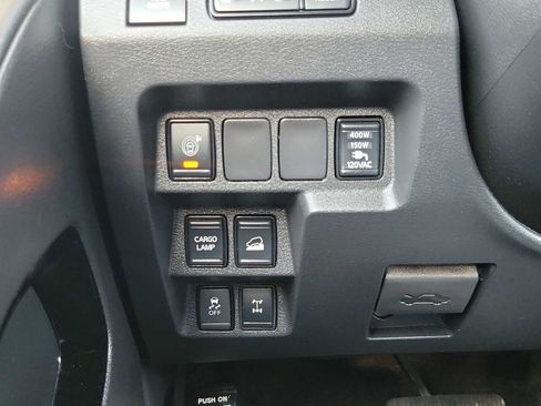Used 2022 Nissan Frontier PRO-4X w/ Pro-4X Premium Package AWD/4WD image 24