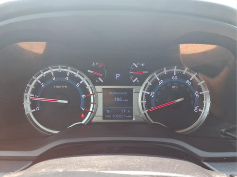 Used 2017 Toyota 4Runner SR5 Premium AWD/4WD image 19
