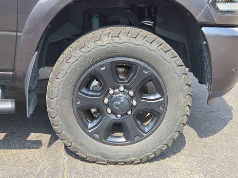 Used 2018 RAM 2500 Laramie w/ Sport Appearance Group AWD/4WD image 7