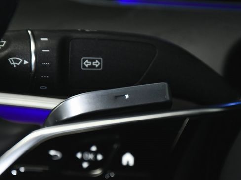 Used 2023 Mercedes-Benz E 350 4MATIC Sedan image 40