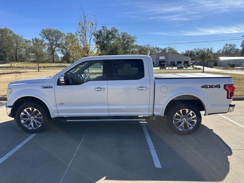 Used 2015 Ford F150 Lariat w/ Equipment Group 502A Luxury image 4