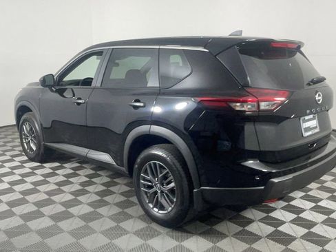 New 2025 Nissan Rogue S image 36