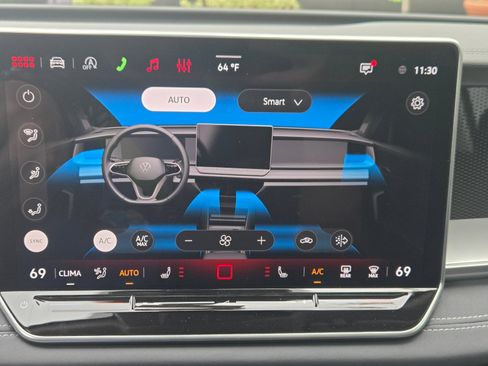 New 2026 Volkswagen Tiguan SE AWD/4WD image 18