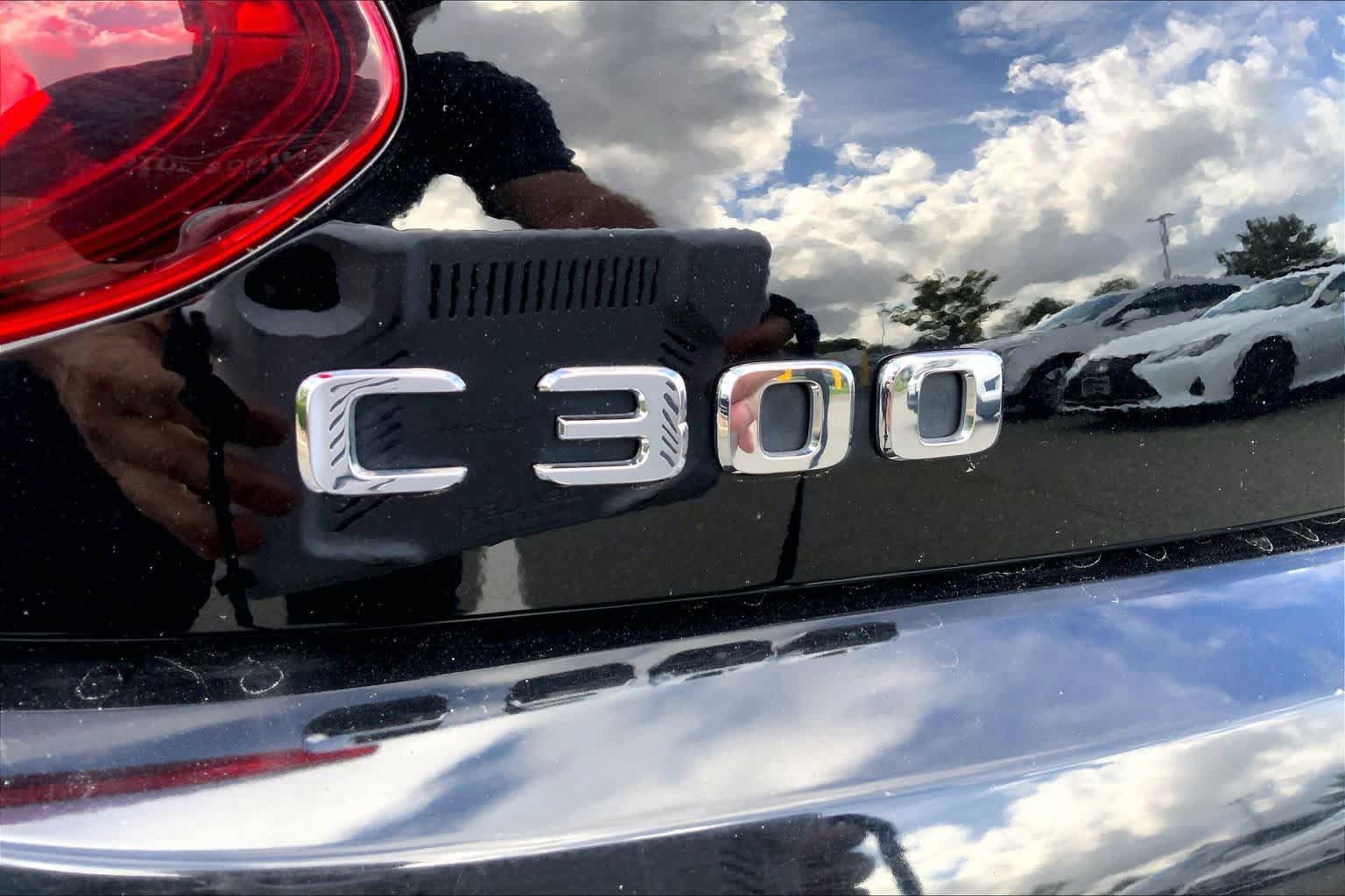 Used 2023 Mercedes-Benz C 300 4MATIC Coupe image 31