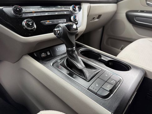 Used 2016 Kia Sedona LX w/ Option Group 020 image 30