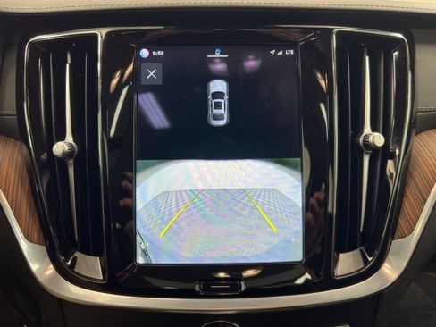 Used 2023 Volvo S60 B5 Ultimate w/ Climate Package image 27