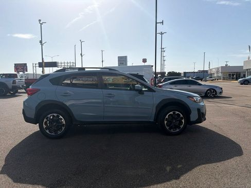 Used 2021 Subaru Crosstrek 2.0i Premium w/ Moonroof Package AWD/4WD image 11