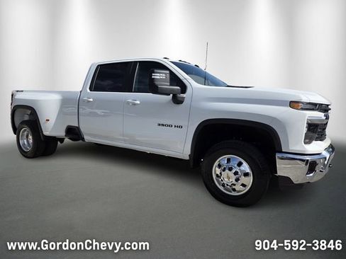 New 2026 Chevrolet Silverado 3500 LT w/ All Star Edition image 10