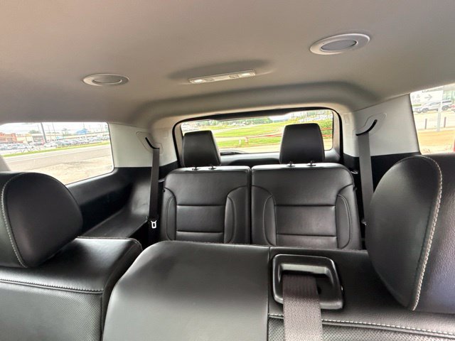 Used 2023 GMC Acadia SLT FWD image 35